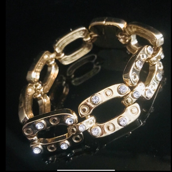 18 KT GOLD PLATED BRACELET Exquisite Luxury Designer STUNNING!  NEW CONDITION - Picture 8 of 16